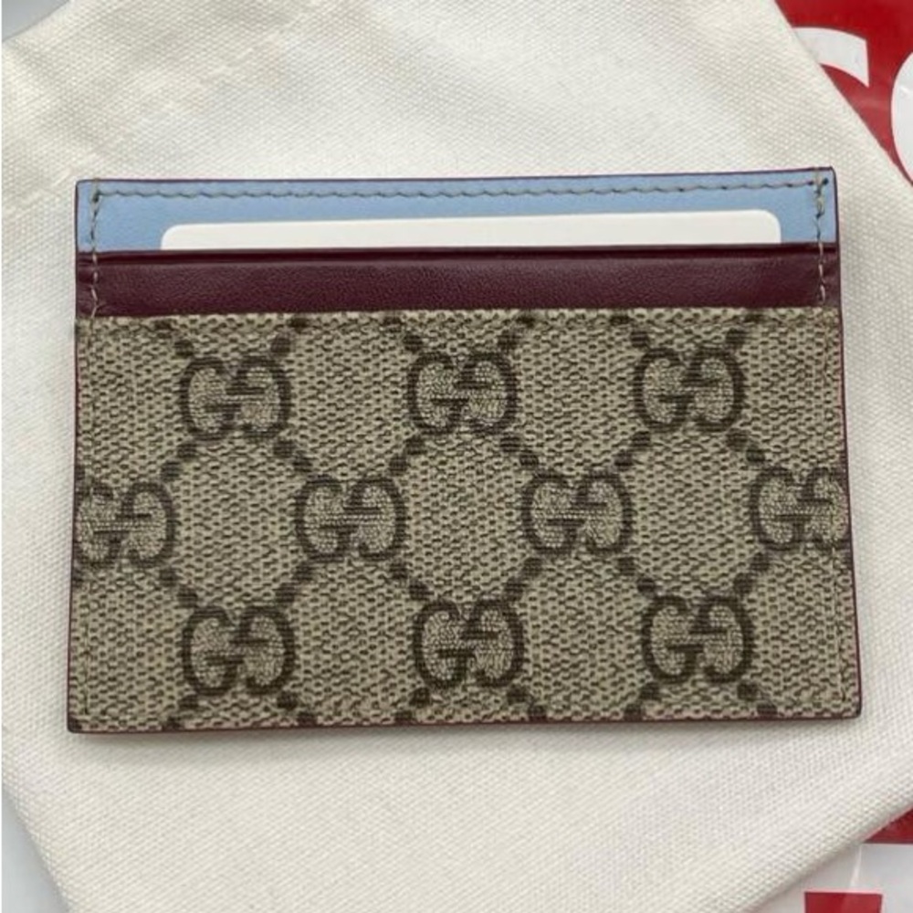 Gucci Beige and Blue Panda Card Holder - Picture 2 of 9